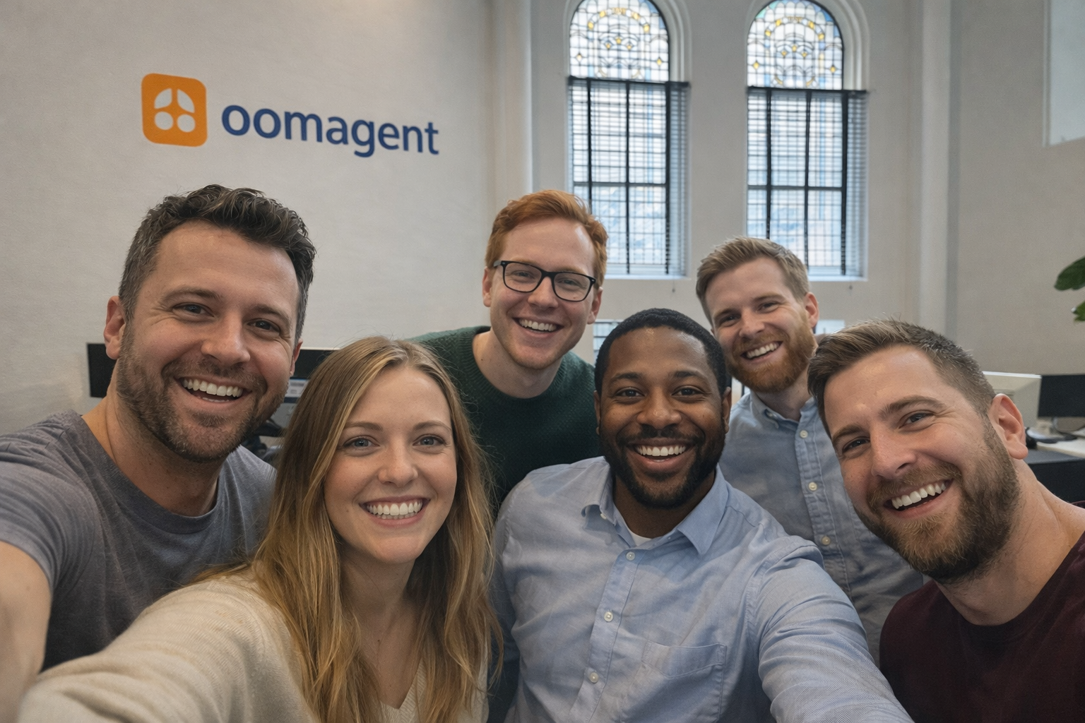 Groepsselfie van het OomAgent-team.